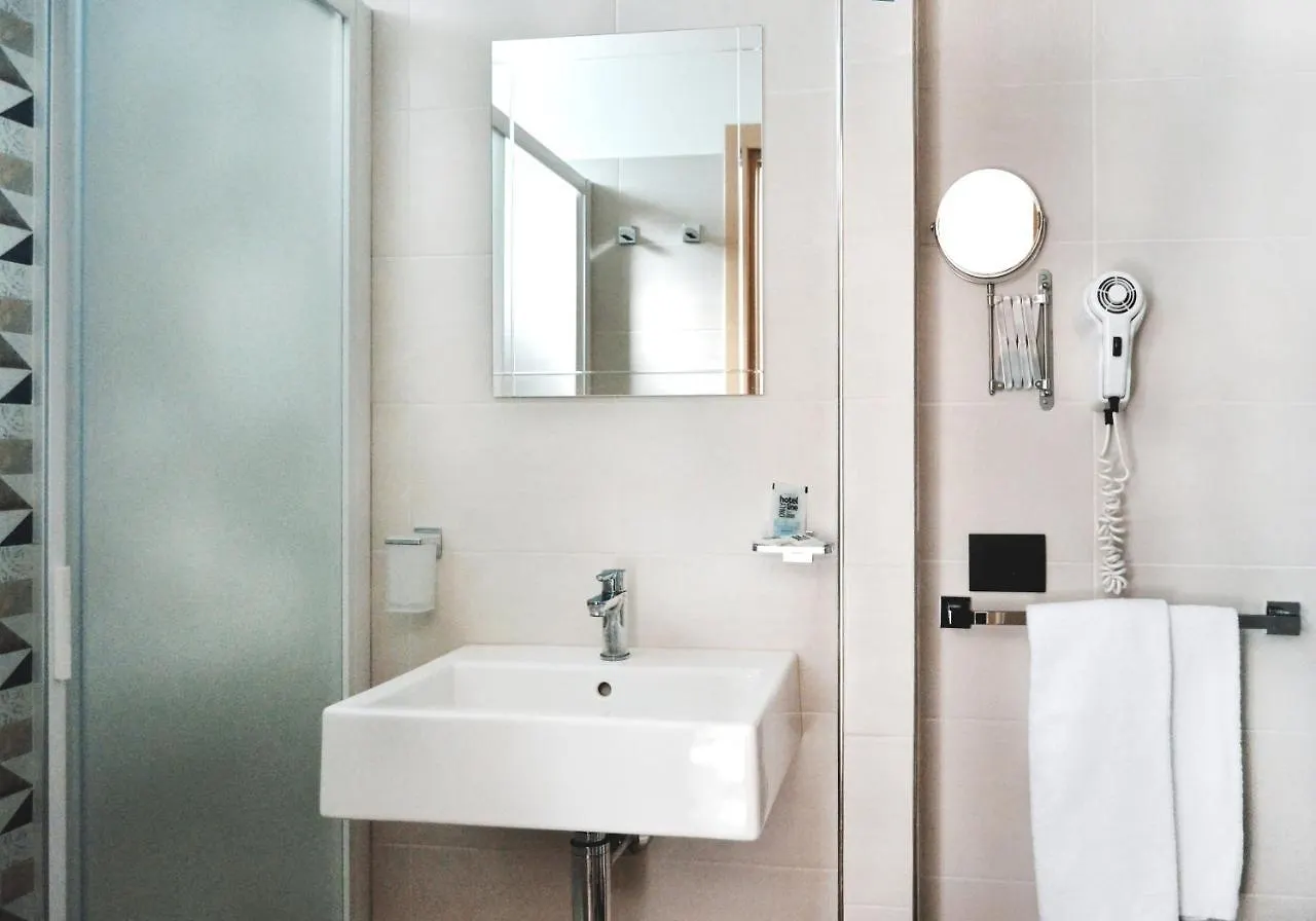 ***  Color Hotel Rimini Italien