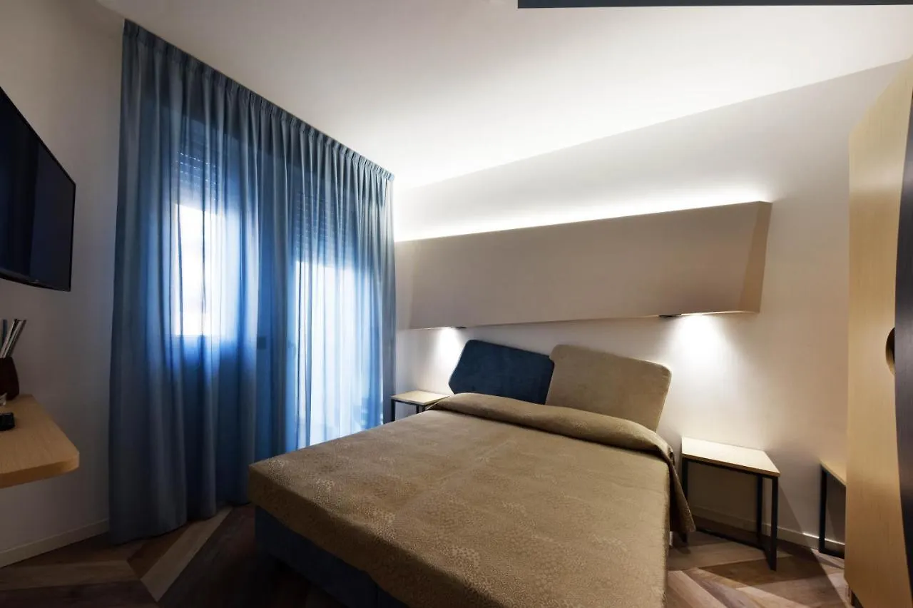 ***  Color Hotel Rimini Italien